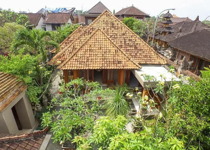 Satya House Guest house 3*